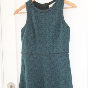 NEW Ann Loft Womens patterned dress Size 00